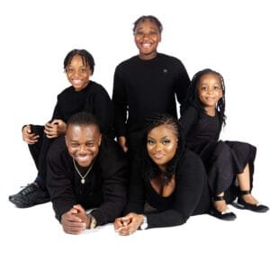 Family photo shoot all dressed in black